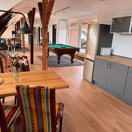 Hirsch Apartements *