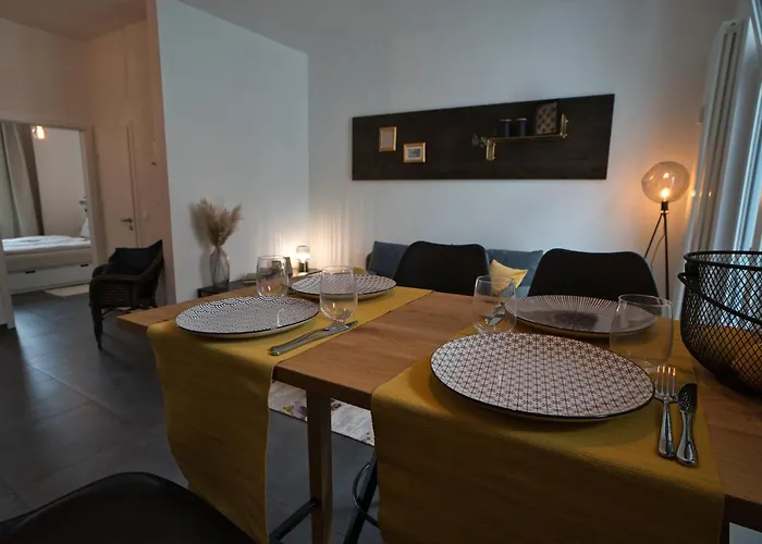 Апартаменты Hirsch Apartements *